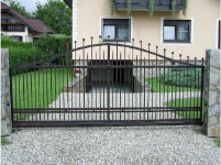 Ograje Dečman s.p. - Umetno kovaštvo in kovane ograje - Vrata - Primer sličice 094